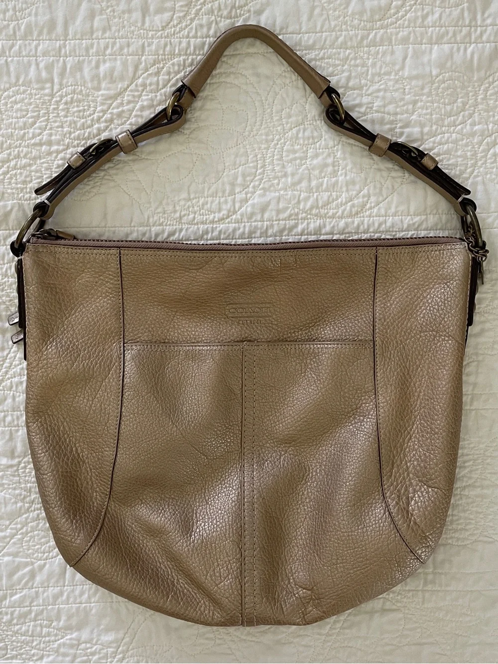 Vtg Coach Hobo Bag Purse Metallic Gold Leather Pebble